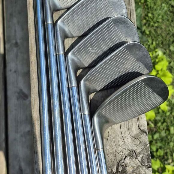 Spalding Golf EXECUTIVE Iron Set 5i-SW (No 7 OR PW) Steel Shaft Stiff Flex - RH - Picture 6 of 9